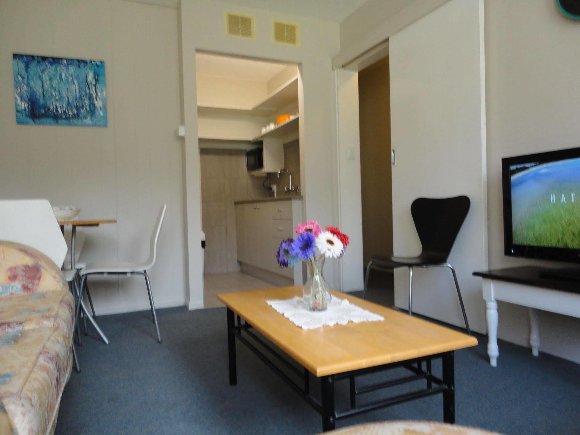 פורט מקווארי Surf Beach Motel Port מראה חיצוני תמונה