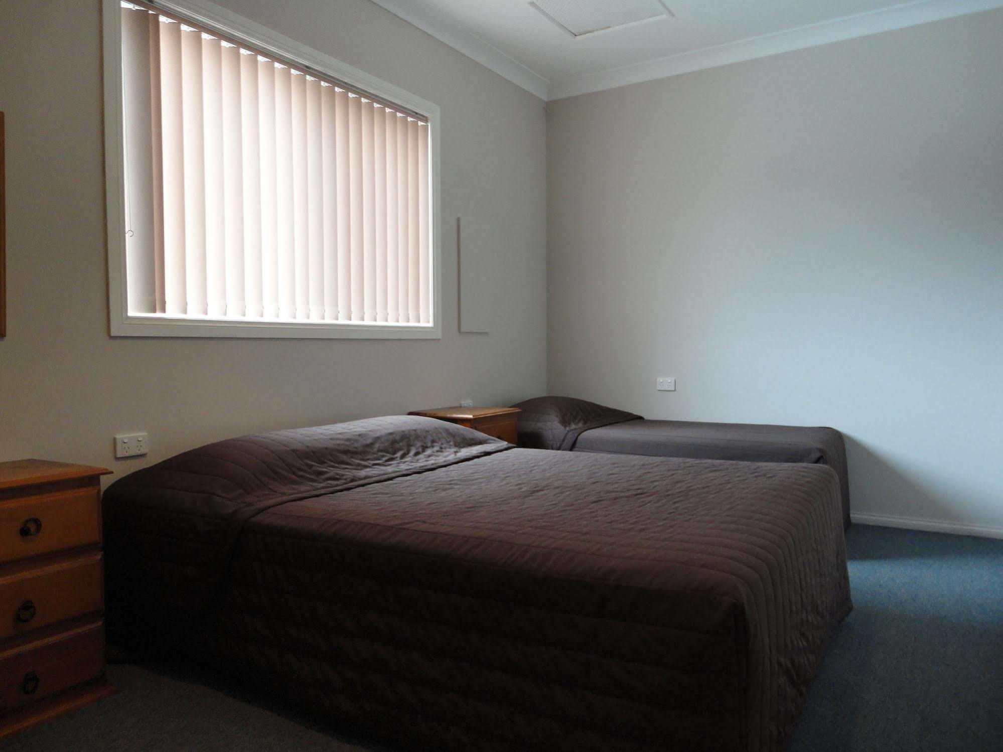 פורט מקווארי Surf Beach Motel Port מראה חיצוני תמונה